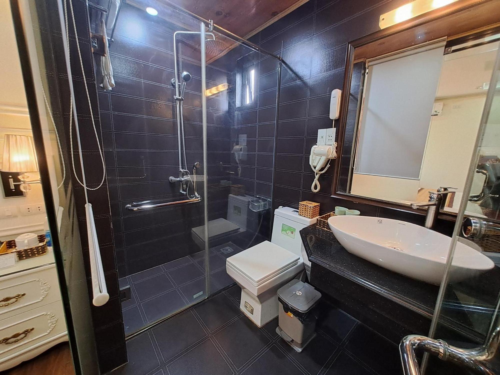 Kawasaki Noi Bai Hotel Bagian luar foto